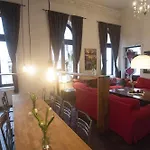 Flamingo Centrum Hostel