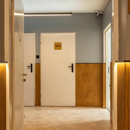 Flamingo Centrum אכסניה לודז'