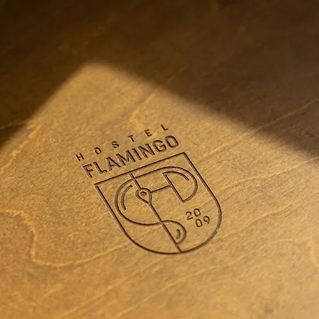 אכסניה Flamingo Centrum *