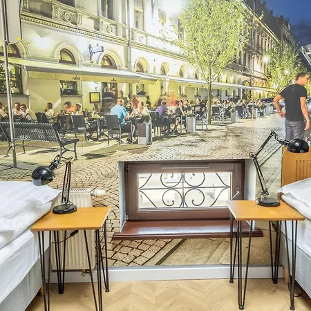 Flamingo Centrum אכסניה *