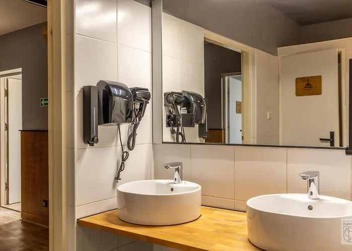 Flamingo Centrum Albergue *