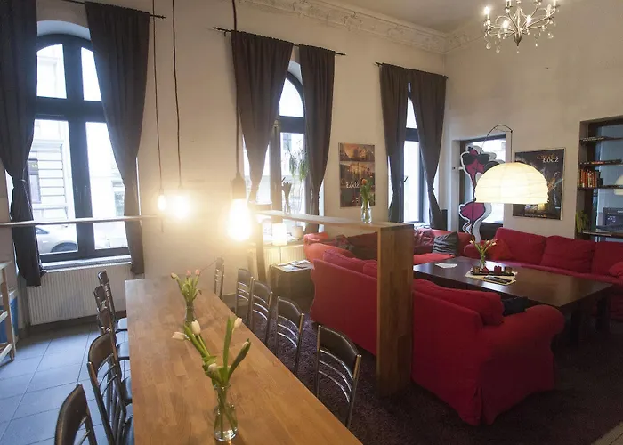 Flamingo Centrum Hostel